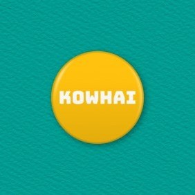Kowhai (Yellow) - Te Reo Maori Colour Button Badge
